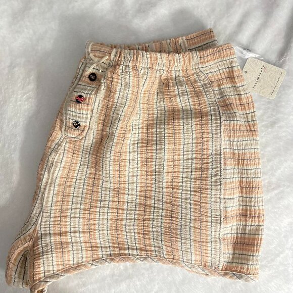 Free People Women's Shorts - Picture 2 of 6